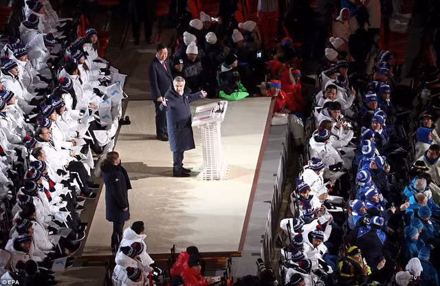 xem lai anh le khai mac day mau sac cua olympic pyeongchang 2018