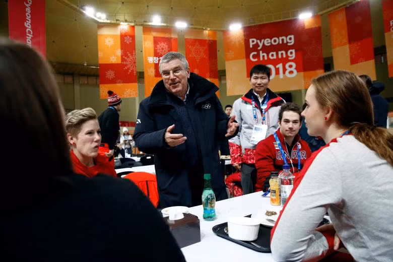 ben trong hai ngoi lang phuc vu the van hoi mua dong pyeongchang
