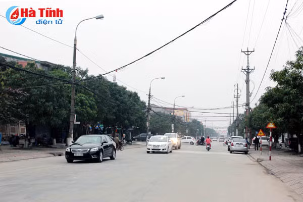 hoa giai bat cap ve lap dat bo via he o thanh pho ha tinh