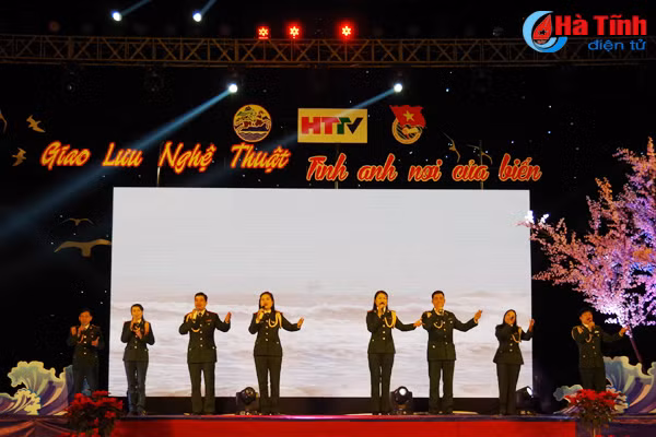 dac sac dem giao luu nghe thuat tinh anh noi cua bien