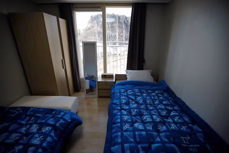 ben trong hai ngoi lang phuc vu the van hoi mua dong pyeongchang