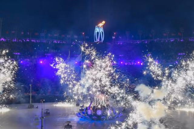 le khai mac olympic mua dong pyeongchang ruc ro va hien dai