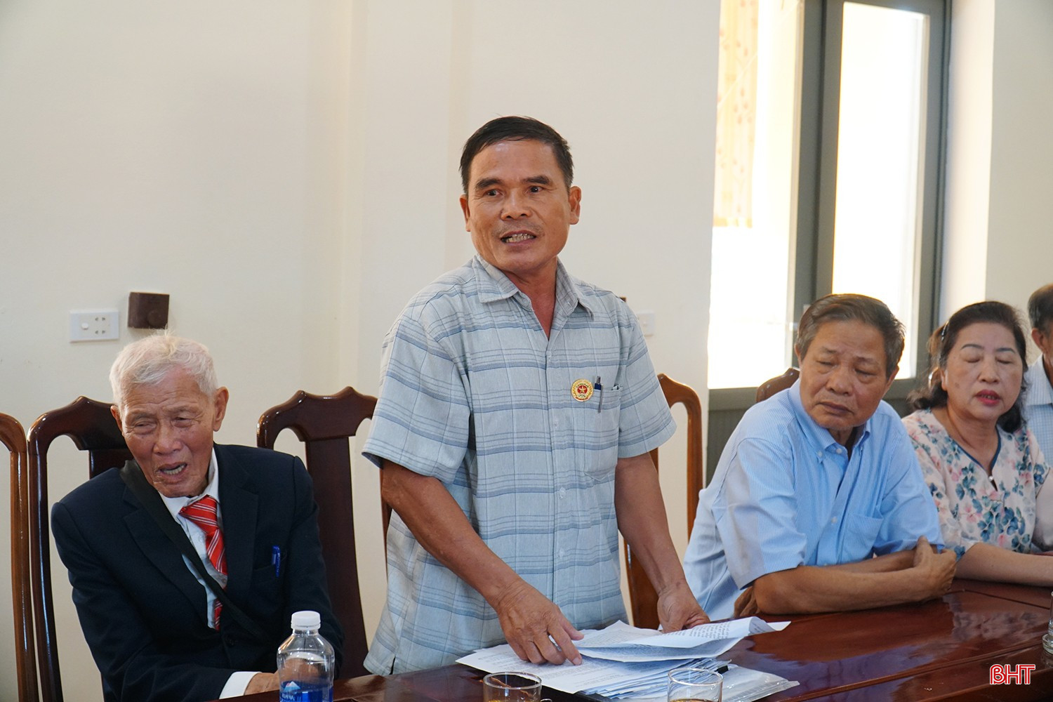 bqbht_br_ong-hoang-dinh-hoan-chau-ruot-liet-sy-hoang-thi-minh.jpg