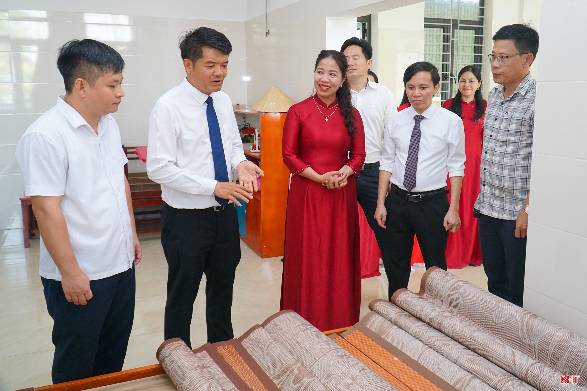 Trưởng ban Nội chính Tỉnh ủy kiểm tra cơ sở vật chất tại Trường Mầm non Đồng Lộc.