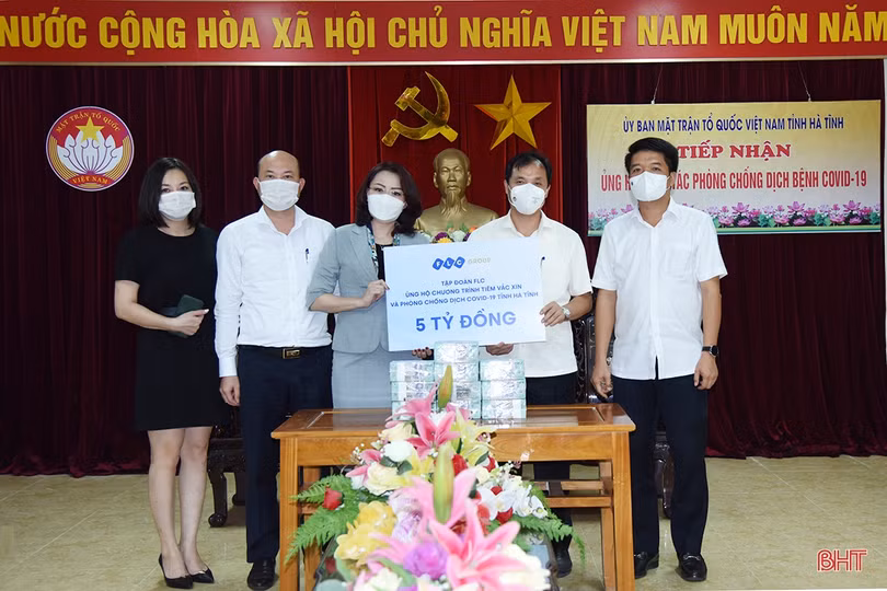 Doanh nghiệp ở Bình Dương hỗ trợ Hà Tĩnh gần 1,4 tỷ đồng phục vụ phòng, chống dịch