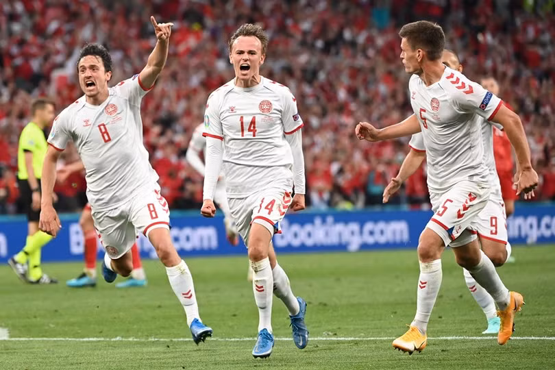 Chân dung 12 đội tuyển đã giành vé vào vòng 1/8 EURO 2020
