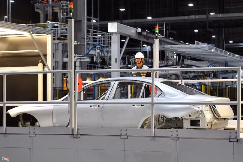 Ông Phạm Nhật Vượng: Xe điện VinFast sẽ không kém gì Tesla