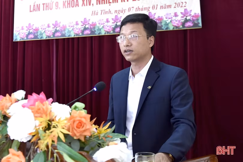 Ủy ban MTTQ Việt Nam tỉnh Hà Tĩnh được Trung ương tặng cờ đơn vị xuất sắc