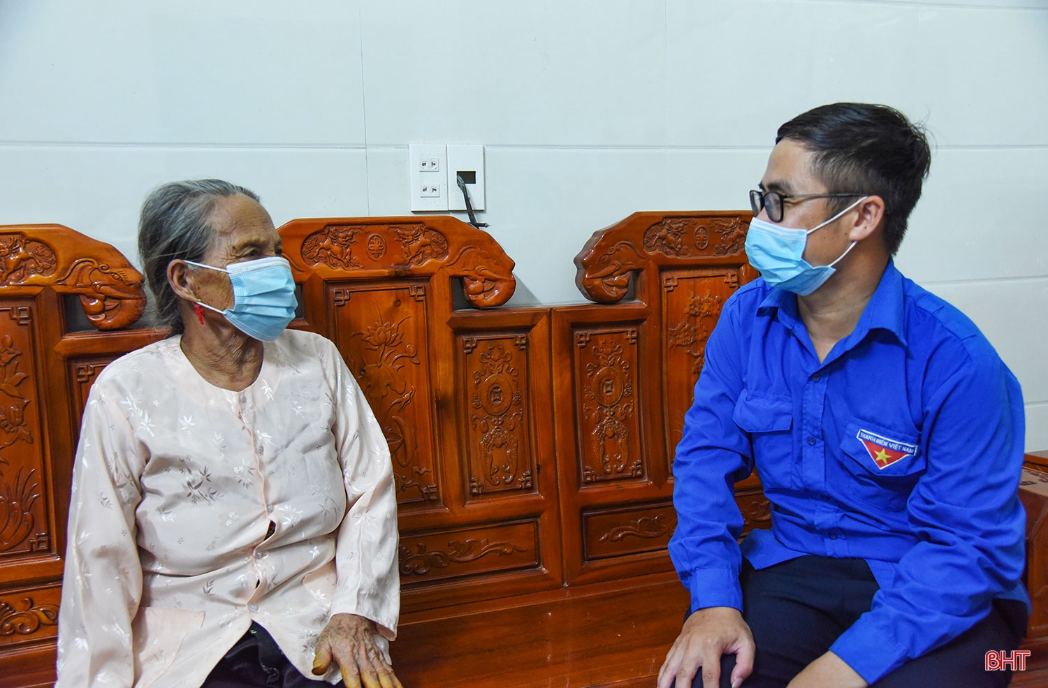 Tự hào chúng con có Mẹ Việt Nam anh hùng...