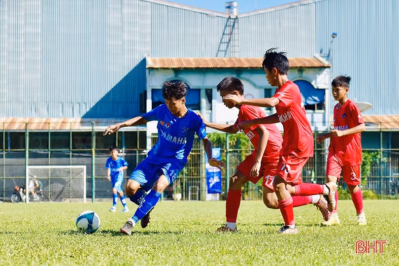 U13 Hồng Lĩnh Hà Tĩnh “giành vé” vào vòng tứ kết toàn quốc