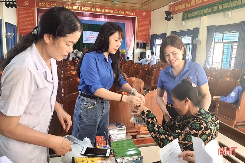 Formosa Hà Tĩnh phối hợp khám cấp phát thuốc cho hơn 200 người