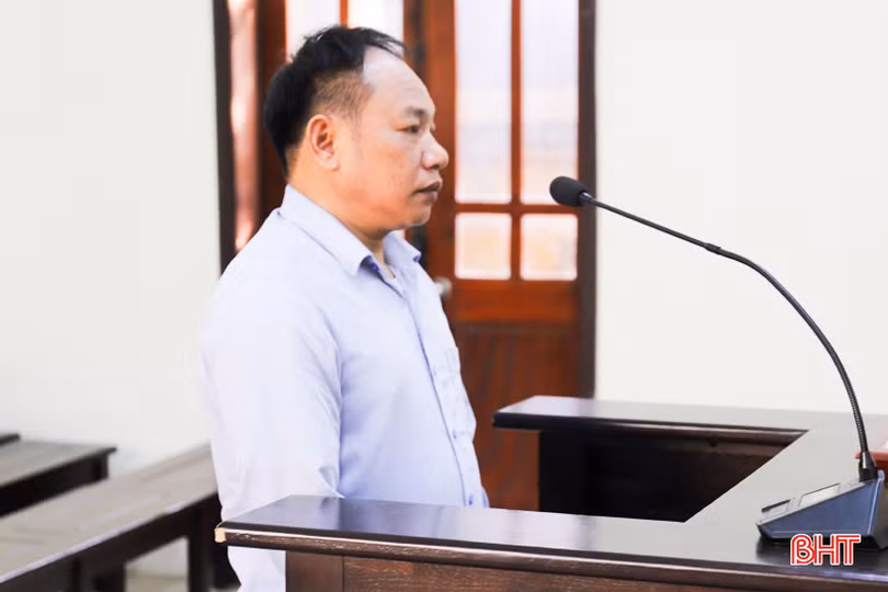 Buôn hàng cấm qua biên giới, người đàn ông nhận bản án 24 tháng tù 
