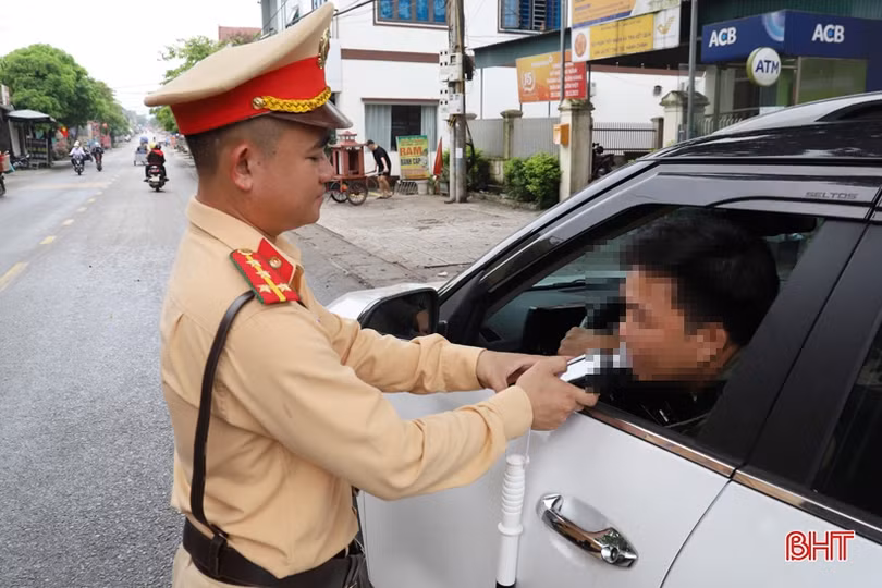 Công an huyện Kỳ Anh xử phạt 667 trường hợp vi phạm trật tự ATGT