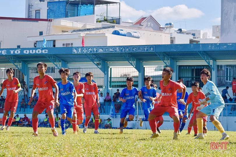 U13 Hồng Lĩnh Hà Tĩnh “giành vé” vào vòng tứ kết toàn quốc