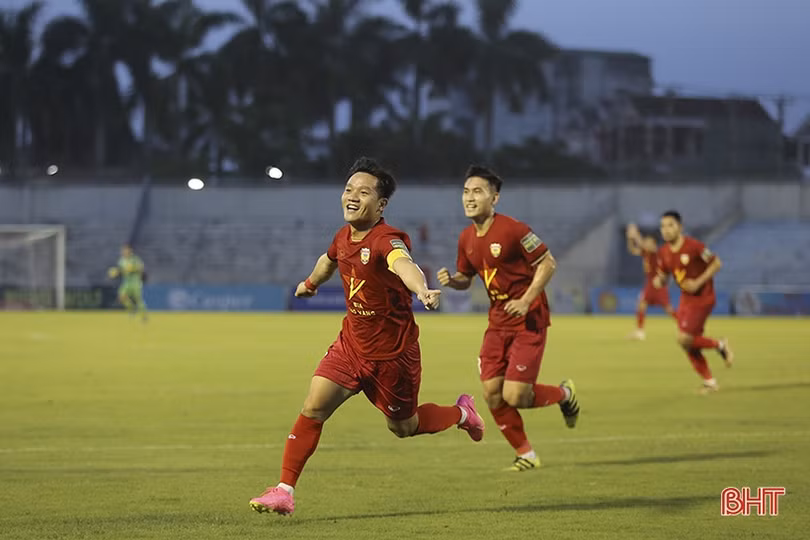 Những con số ấn tượng của Hồng Lĩnh Hà Tĩnh sau giai đoạn 1 V.League