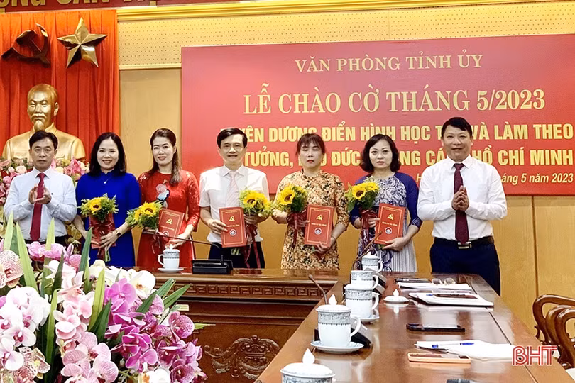 Hiệu quả phong trào thi đua trong khối các cơ quan Đảng