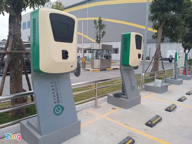 VinFast xây dựng trạm sạc cho xe máy và ôtô điện tại Hà Nội
