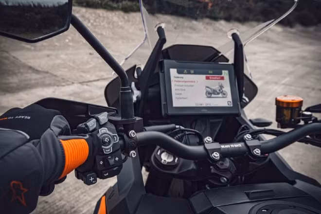 Siêu xe phượt 2021 KTM 1290 Super Adventure S ra mắt, mạnh 160 mã lực