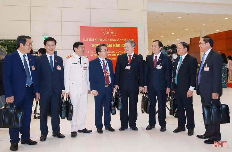 Hà Tĩnh triển khai Nghị quyết Đại hội XIII của Đảng gắn chặt với Nghị quyết Đại hội Đảng bộ tỉnh lần thứ XIX