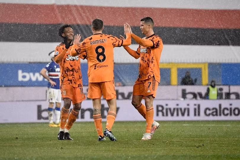 Ronaldo ghi dấu ấn trong trận thắng của Juventus