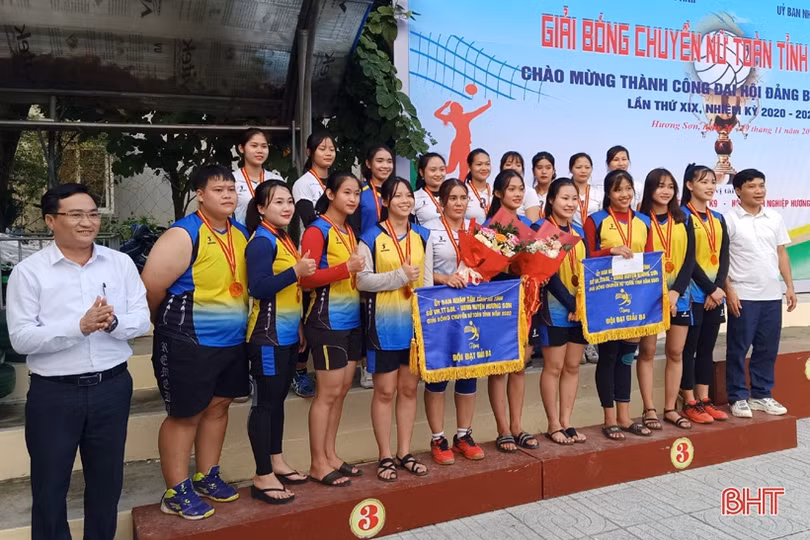 Hương Sơn vô địch Giải Bóng chuyền nữ toàn tỉnh Hà Tĩnh