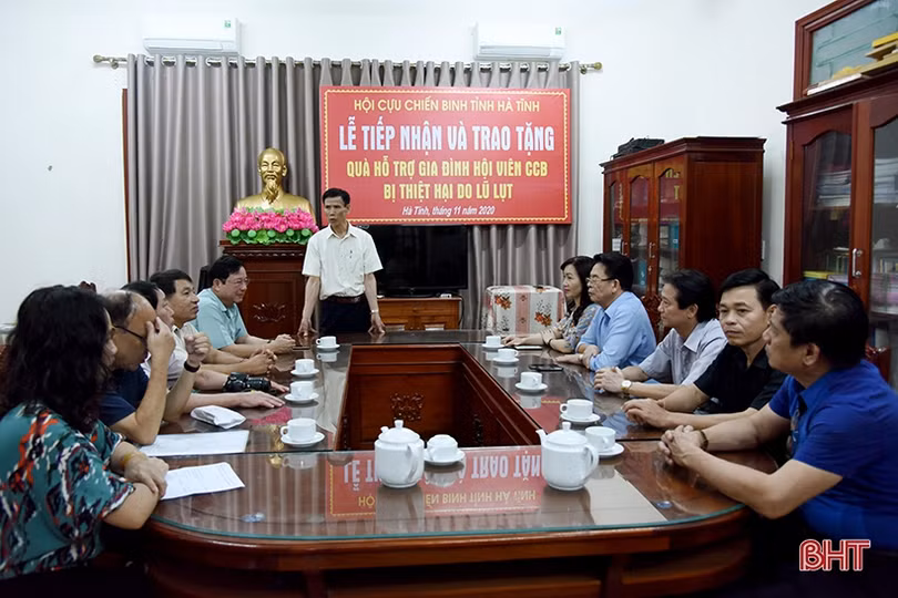 Nhiều tổ chức tiếp tục hỗ trợ người dân vùng lũ Hà Tĩnh