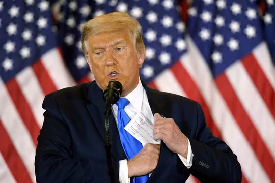 Nhà Trắng trang hoàng đón Giáng sinh cuối trong nhiệm kỳ của ông Trump