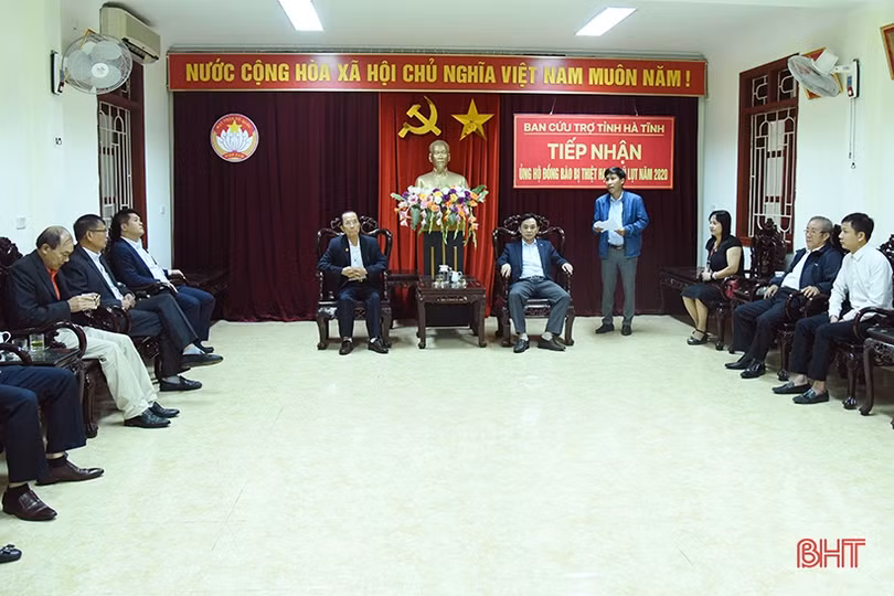 Thêm nhiều món quà ý nghĩa hướng về người dân Hà Tĩnh