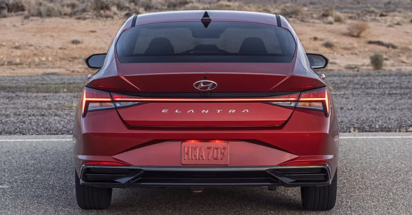 Hyundai Elantra 2021 sắp được ra mắt tại Malaysia