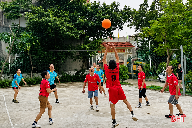 Nhà văn hóa cộng đồng là nơi người dân giao lưu, gắn kết qua các hoạt động thể thao