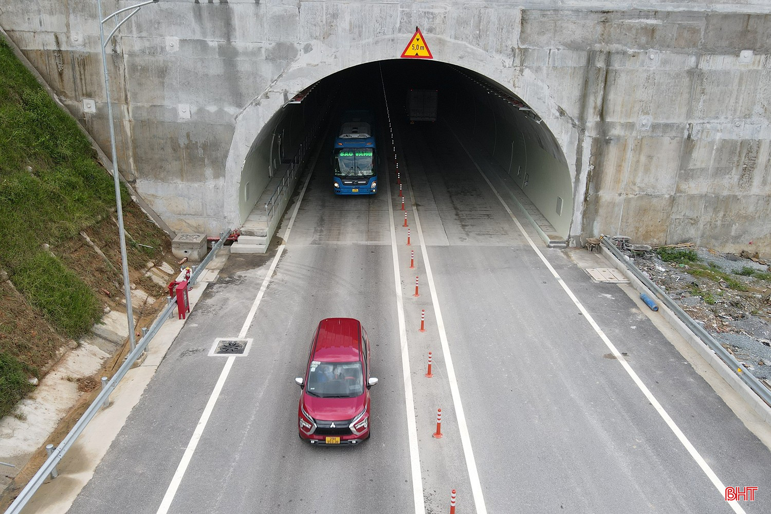 bqbht_br_cao-toc-vung-ang-bung-thong-xe-2ac.jpg