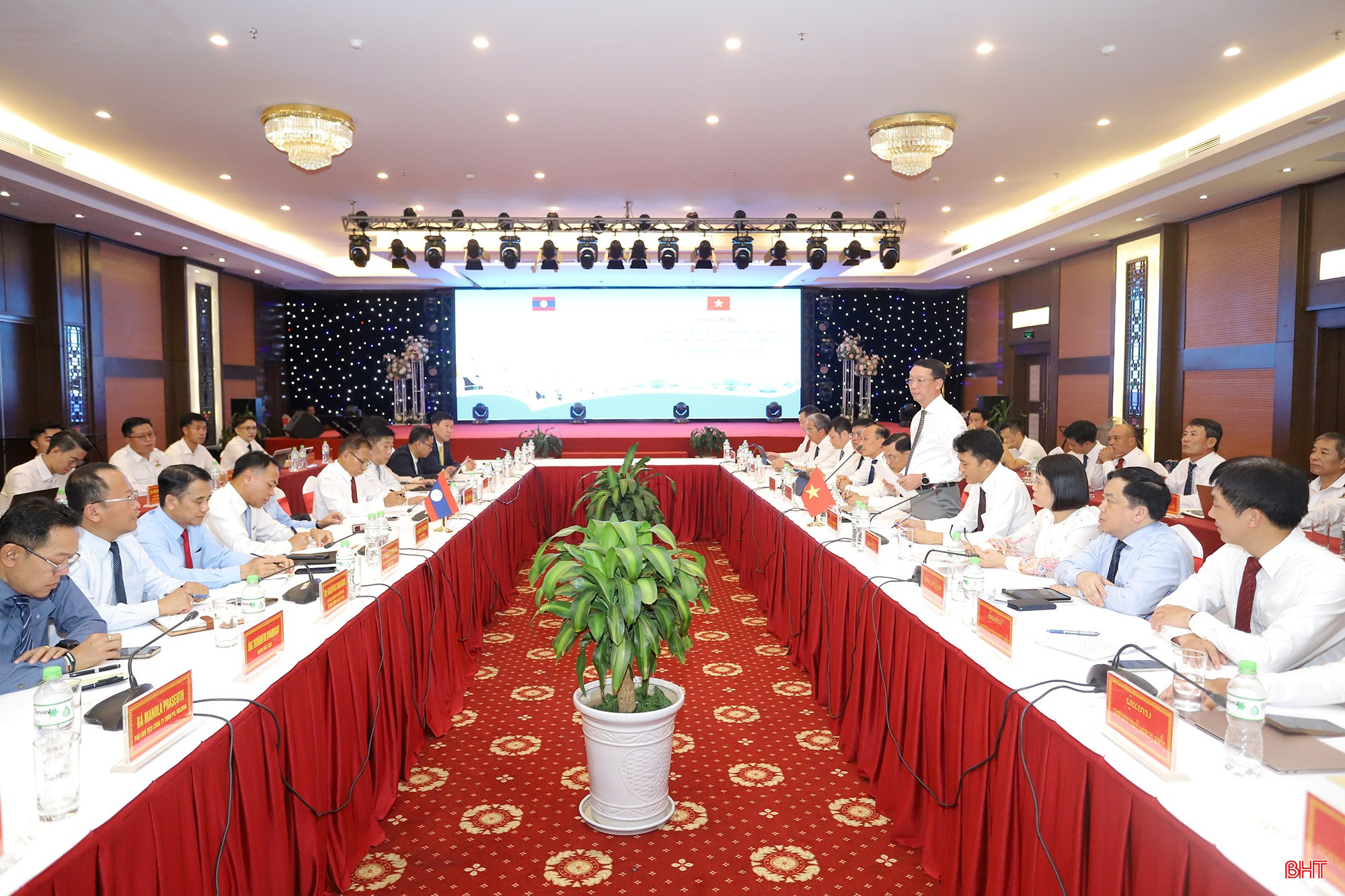 bqbht_br_cang-viet-lao-10.jpg