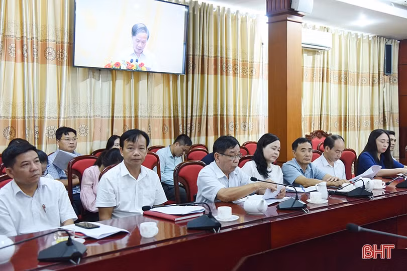 Chú trọng nắm bắt tình hình, kịp thời xử lý các vấn đề phát sinh ở cơ sở