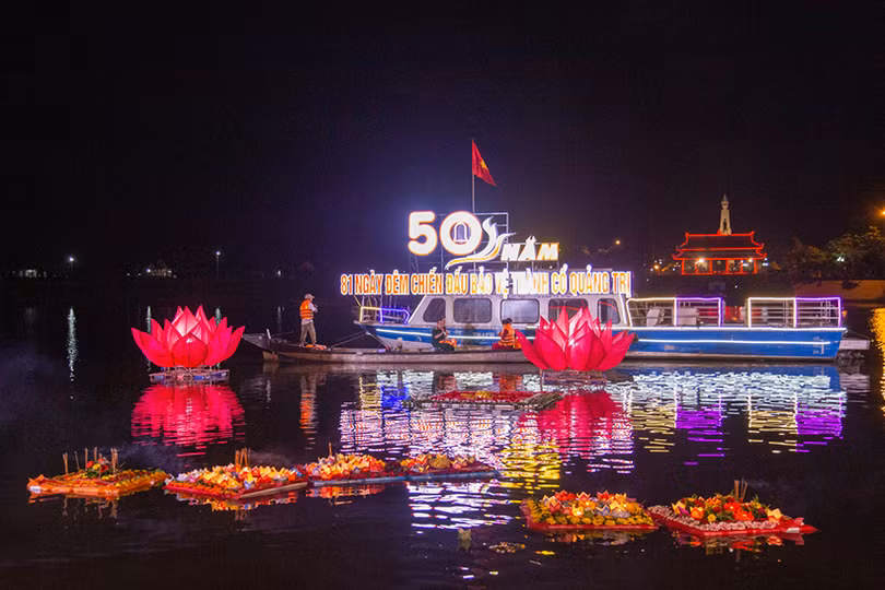 “Những buổi ngày xưa vọng nói về”