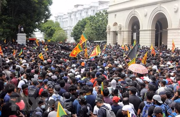 Sri Lanka ban bố tình trạng khẩn cấp giải quyết tình hình trong nước