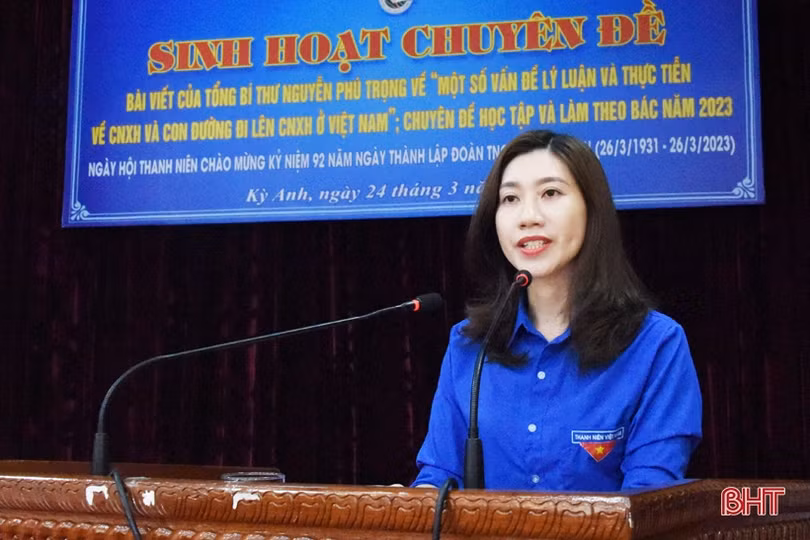 Sôi nổi sinh hoạt chuyên đề “Một số vấn đề lý luận và thực tiễn về CNXH và con đường đi lên CNXH ở Việt Nam”