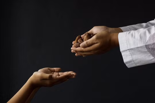 Tháng Ramadan, người Hồi giáo ăn uống như thế nào?