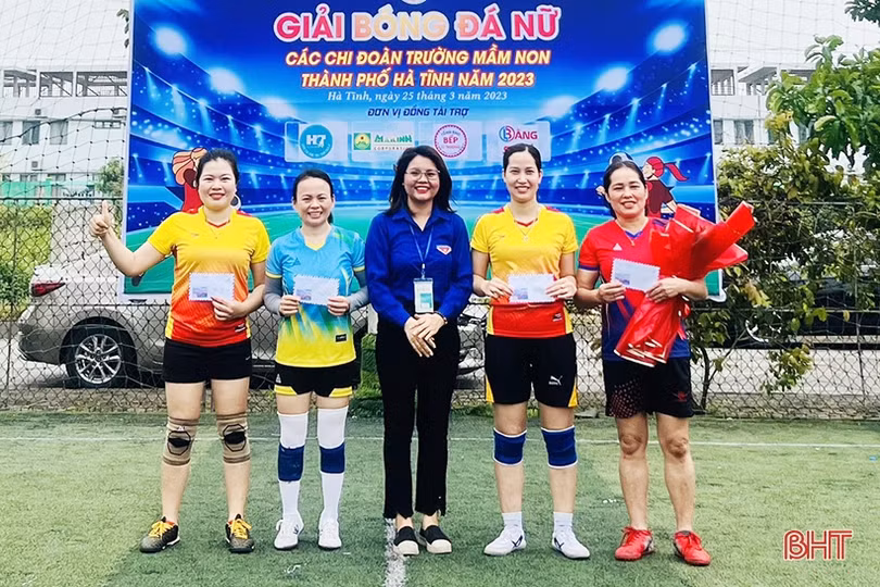 Đại Nài vô địch Giải Bóng đá nữ các trường mầm non TP Hà Tĩnh