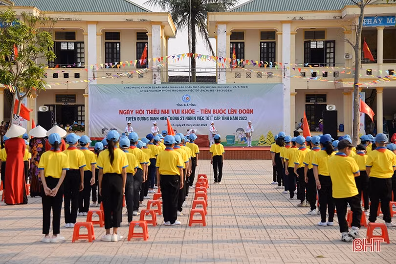 Hà Tĩnh tuyên dương 29 “Dũng sỹ nghìn việc tốt”