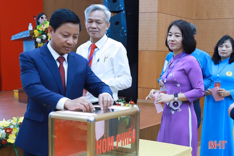 Hà Tĩnh chỉ đạo đồng bộ, triển khai nghiêm túc đại hội công đoàn cơ sở