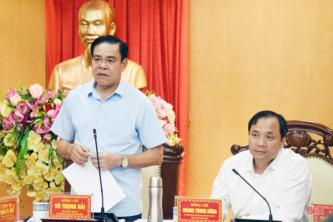 Thường trực Tỉnh ủy Hà Tĩnh làm việc với người đứng đầu cấp ủy, chính quyền các địa phương