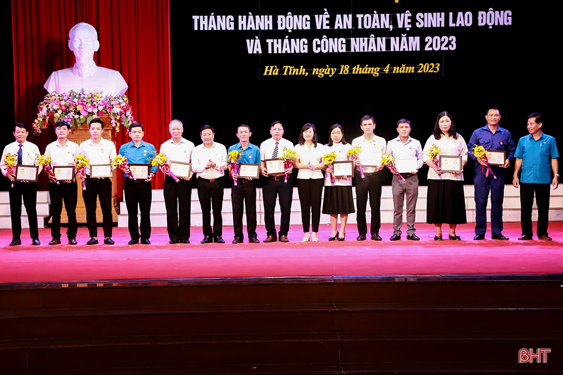 Hà Tĩnh phát động Tháng hành động về an toàn, vệ sinh lao động và Tháng công nhân 2023