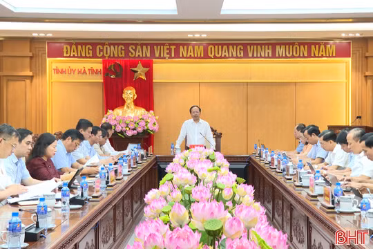 Bí thư Tỉnh ủy Nguyễn Duy Lâm chủ trì họp Ban Chỉ đạo các dự án đầu tư trọng điểm
