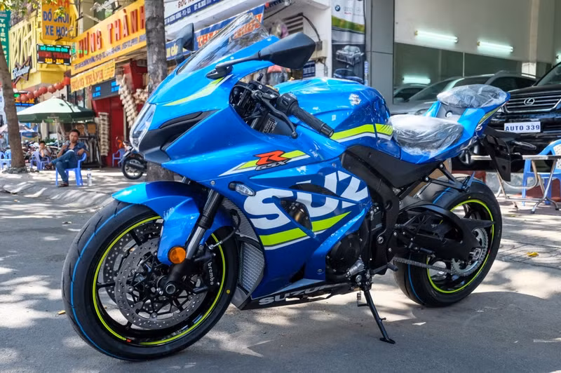 suzuki gsx r1000 2017 dau tien tai viet nam