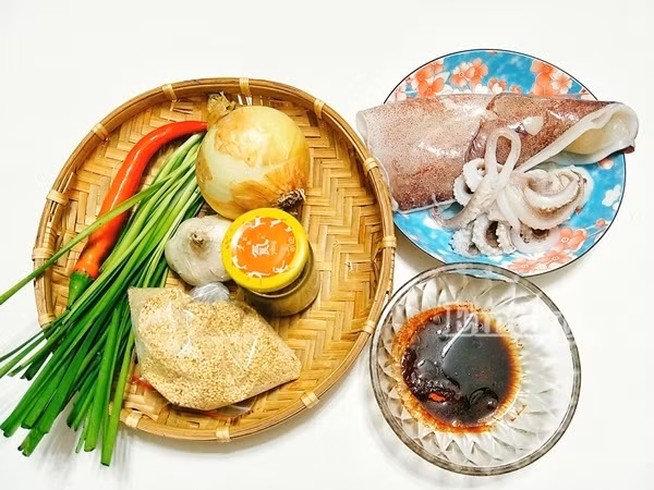 cuoi tuan hoc lam ngay mon salad muc tron kieu nay dai ca nha
