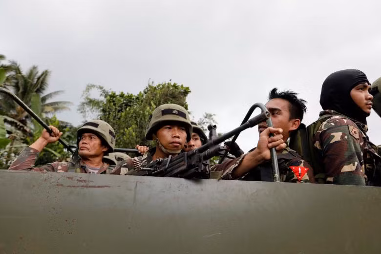 hinh anh moi nhat ve cuoc chien chong phien quan than is o philippines
