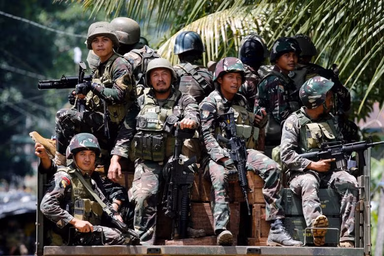 hinh anh moi nhat ve cuoc chien chong phien quan than is o philippines