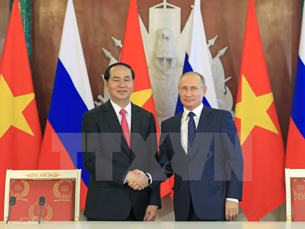 du luan nga danh gia tich cuc chuyen tham cua chu tich nuoc