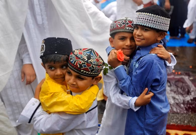 photo tin do hoi giao tren khap the gioi an mung le eid al fitr