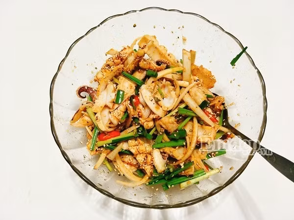cuoi tuan hoc lam ngay mon salad muc tron kieu nay dai ca nha